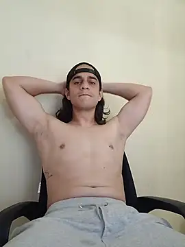 Snapshot of randomzombie27 chatting on April 19, 12:59 pm randomzombie27 online show from April 19, 12:59 pm