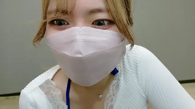 YUA 0425 online show from June 30, 3:13 pm