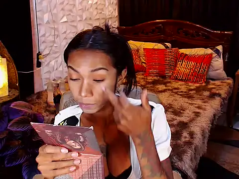SluttyWhoreAra online show from April 21, 11:18 pm