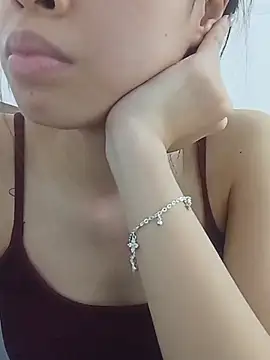 Yenlisu3Zie online show from July 28, 4:39 pm