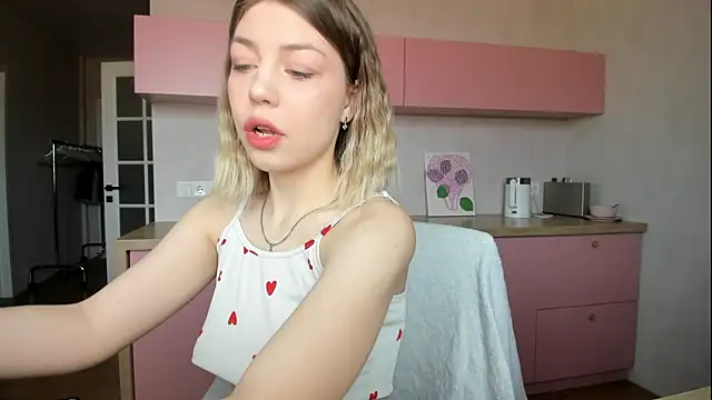 uma like online show from April 26, 1:58 am