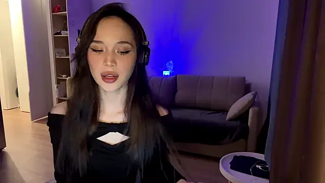 Elizabetswan online show from April 19, 11:29 pm