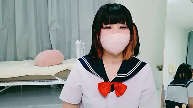 RAIMU CHAN online show from April 5, 2:47 pm