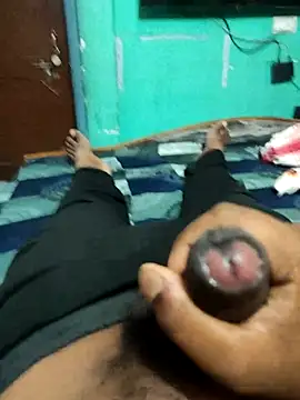 smalldick691333 online show from April 5, 12:35 pm