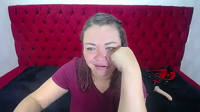 AngelicaMilf03 online show from June 5, 6:52 am