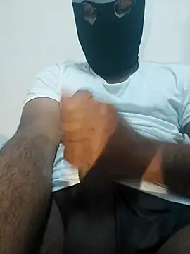 Snapshot of hamy_90 chatting on April 10, 12:32 pm hamy 90 online show from April 10, 12:32 pm