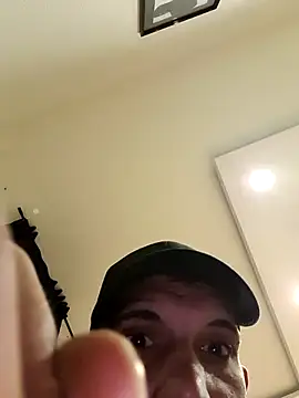 Nickiundjony online show from April 7, 5:41 am