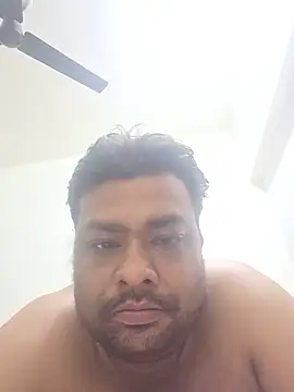 Meninmumbai online show from May 19, 8:15 pm