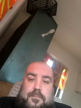 Snapshot of vojvoda1903 chatting on April 4, 8:01 am vojvoda1903 online show from April 4, 8:01 am