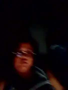 Snapshot of Simple_y0urs chatting on April 4, 2:58 pm Simple y0urs online show from April 4, 2:58 pm