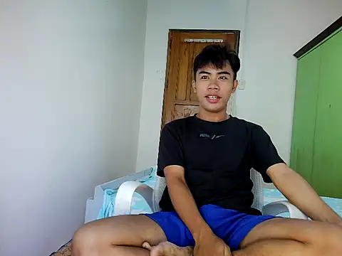 valerio fernan online show from July 15, 11:32 pm