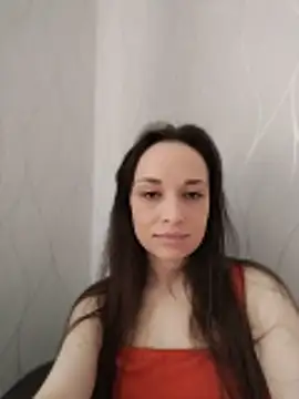 Snapshot of SusanGrant chatting on April 4, 8:01 am SusanGrant online show from April 4, 8:01 am