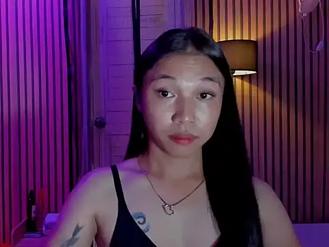 Snapshot of camilla_wild chatting on April 6, 7:20 am camilla wild online show from April 6, 7:20 am