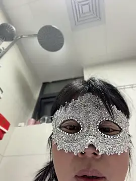xiuxiu666 online show from May 9, 1:49 pm