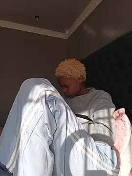 BabeShanty08 online show from June 24, 7:18 am