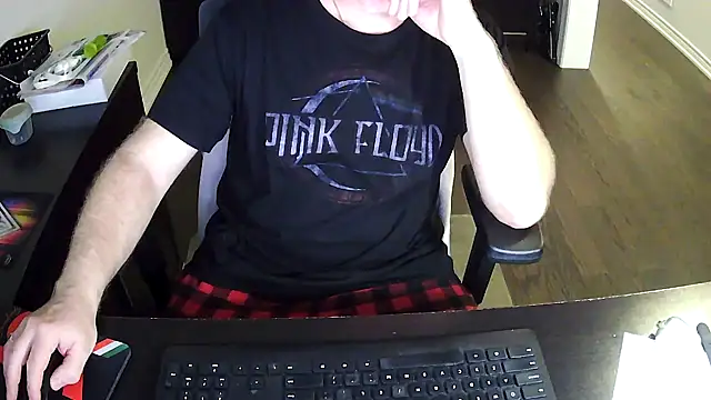 Shalun2000 online show from May 14, 11:55 pm
