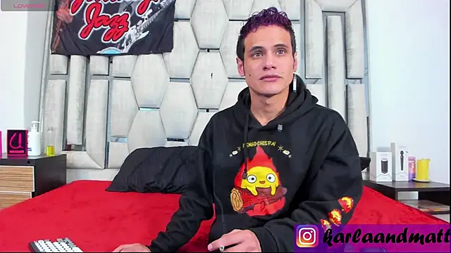 Snapshot of karlaandmatt chatting on May 20, 5:46 am karlaandmatt online show from May 20, 5:46 am