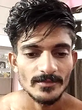 power houseboy online show from April 11, 6:12 pm