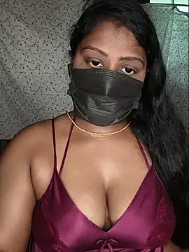 Snapshot of Romantic_Woman chatting on May 16, 6:54 am Romantic Woman online show from May 16, 6:54 am