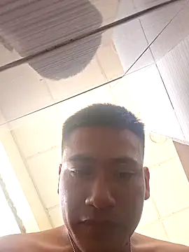 Snapshot of jhottbebr chatting on April 3, 8:40 pm jhottbebr online show from April 3, 8:40 pm