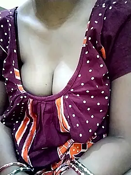 Snapshot of Alisha-sexy chatting on June 7, 3:43 am Alisha-sexy online show from June 7, 3:43 am