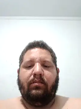 Snapshot of lu85347 chatting on April 3, 10:08 pm lu85347 online show from April 3, 10:08 pm