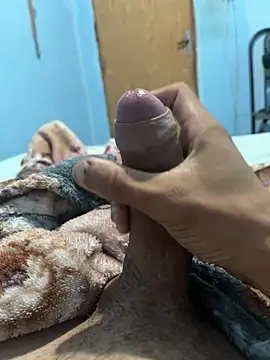 michaelniq online show from April 4, 2:21 am