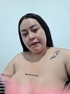 Snapshot of Stefiilove- chatting on April 4, 3:42 pm Stefiilove- online show from April 4, 3:42 pm