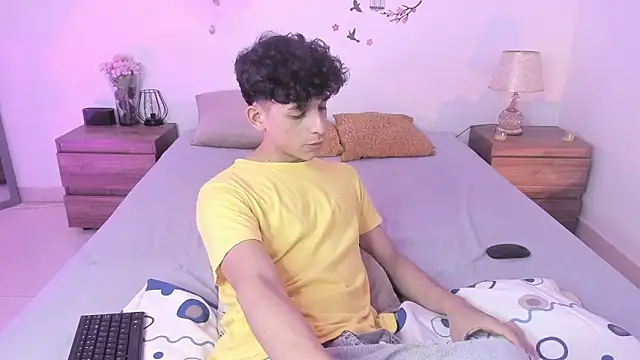 Alazbel8 online show from June 2, 6:10 pm