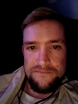 Snapshot of DaFuukMan chatting on April 4, 10:02 am DaFuukMan online show from April 4, 10:02 am