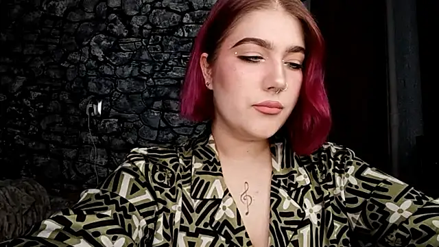 Snapshot of E_thie chatting on April 5, 1:19 pm E thie online show from April 5, 1:19 pm