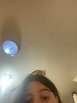avery  1 online show from May 16, 7:34 pm