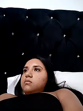 Valentina Narvaez online show from May 8, 7:41 pm