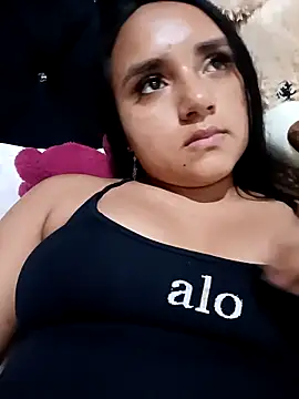 Valentina Narvaez online show from May 14, 6:37 pm