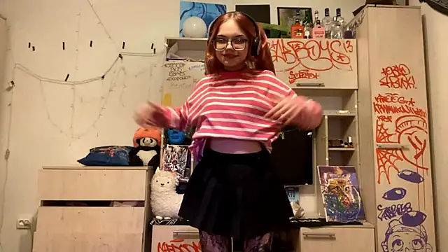 RedHeadCat online show from April 21, 10:12 pm