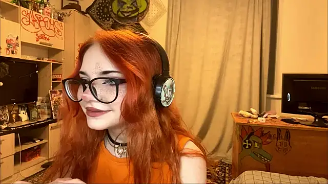 RedHeadCat online show from May 20, 10:05 pm