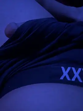 hotnyung1 online show from June 4, 4:18 am