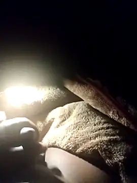 Snapshot of chickelikeme chatting on April 5, 11:57 pm chickelikeme online show from April 5, 11:57 pm