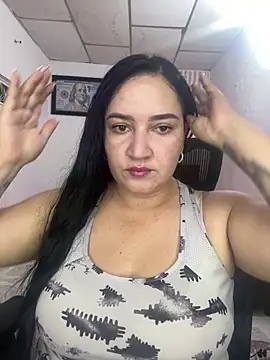 Fresita-12 online show from May 2, 10:04 pm