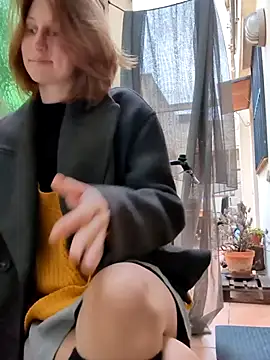 Julialexxxx online show from May 8, 6:41 am