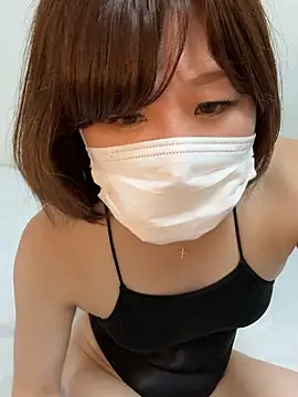 Snapshot of yuri-04 chatting on June 4, 2:50 am yuri-04 online show from June 4, 2:50 am