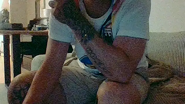 freddy089089 online show from June 6, 2:16 am