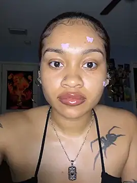 Snapshot of Sickobaby_ chatting on April 6, 5:52 am Sickobaby online show from April 6, 5:52 am