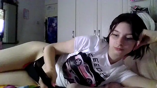 Chelssweetx online show from May 19, 8:04 pm