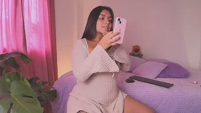 Addela  online show from April 20, 6:31 pm