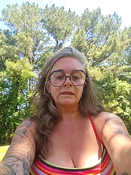 Snapshot of Blondejenn chatting on May 14, 4:47 pm Blondejenn online show from May 14, 4:47 pm