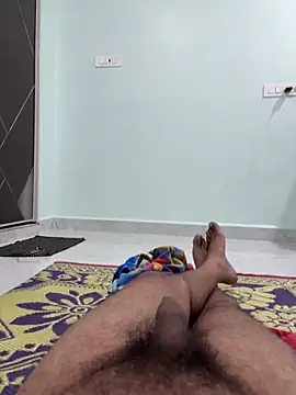 Snapshot of Aravind200319 chatting on April 6, 8:10 pm Aravind200319 online show from April 6, 8:10 pm