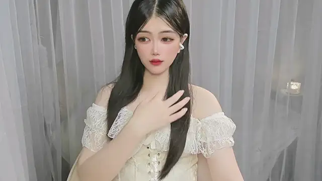 Snapshot of babycute_66 chatting on April 11, 11:09 pm babycute 66 online show from April 11, 11:09 pm