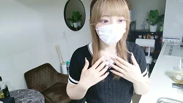 Snapshot of Okonomi-Monnja chatting on July 1, 12:40 pm Okonomi-Monnja online show from July 1, 12:40 pm