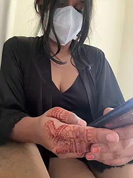 Snapshot of sexybaby900 chatting on April 6, 6:58 am sexybaby900 online show from April 6, 6:58 am